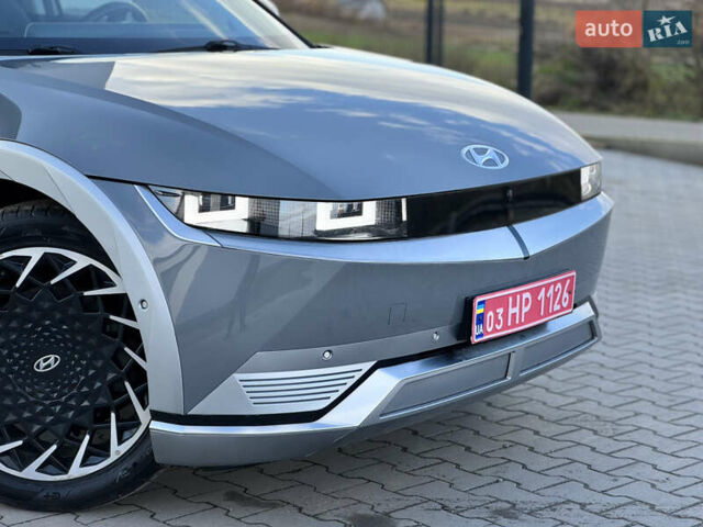 Серый Хендай Ioniq 5, объемом двигателя 0 л и пробегом 73 тыс. км за 24999 $, фото 5 на Automoto.ua