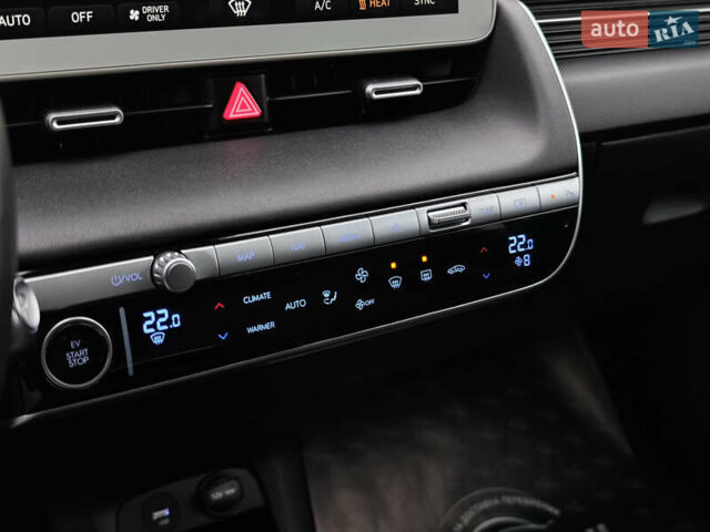 Серый Хендай Ioniq 5, объемом двигателя 0 л и пробегом 61 тыс. км за 29000 $, фото 47 на Automoto.ua