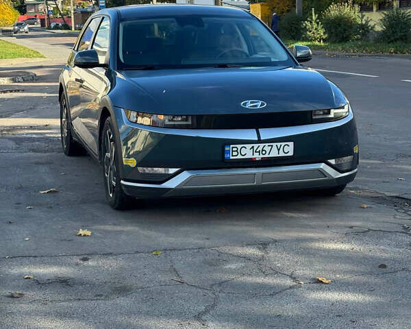 Серый Хендай Ioniq 5, объемом двигателя 0 л и пробегом 141 тыс. км за 21300 $, фото 5 на Automoto.ua