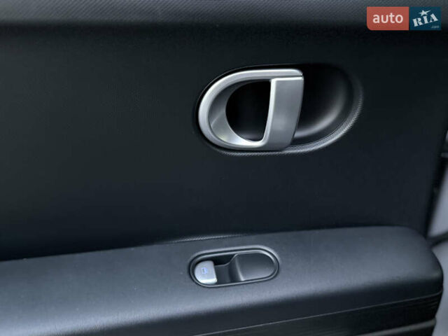 Сірий Хендай Ioniq 5, об'ємом двигуна 0 л та пробігом 66 тис. км за 22900 $, фото 78 на Automoto.ua