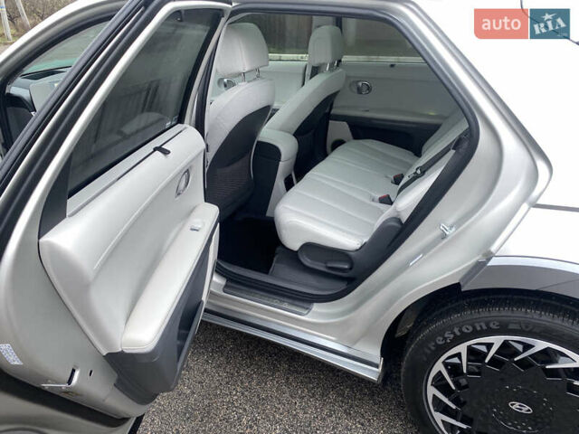 Серый Хендай Ioniq 5, объемом двигателя 0 л и пробегом 86 тыс. км за 26000 $, фото 22 на Automoto.ua