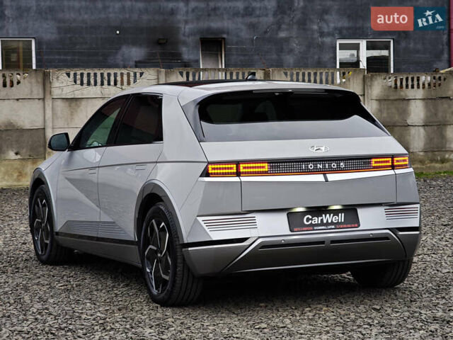 Серый Хендай Ioniq 5, объемом двигателя 0 л и пробегом 61 тыс. км за 29000 $, фото 4 на Automoto.ua
