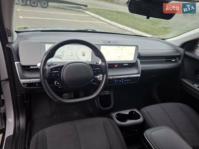 Сірий Хендай Ioniq 5, об'ємом двигуна 0 л та пробігом 119 тис. км за 20500 $, фото 12 на Automoto.ua
