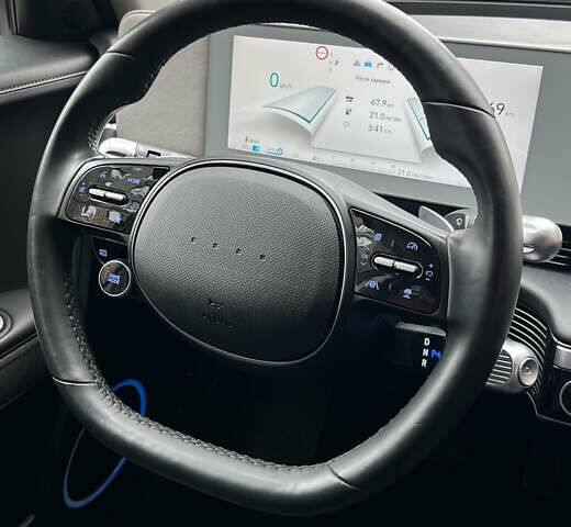 Серый Хендай Ioniq 5, объемом двигателя 0 л и пробегом 163 тыс. км за 22999 $, фото 22 на Automoto.ua