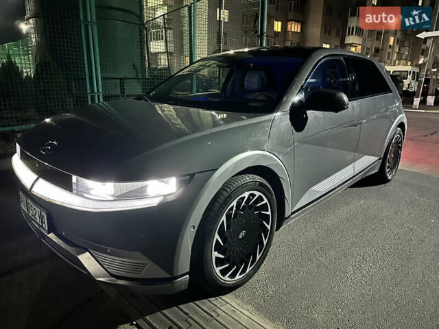 Сірий Хендай Ioniq 5, об'ємом двигуна 0 л та пробігом 105 тис. км за 33000 $, фото 5 на Automoto.ua
