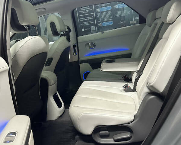Сірий Хендай Ioniq 5, об'ємом двигуна 0 л та пробігом 105 тис. км за 33000 $, фото 9 на Automoto.ua