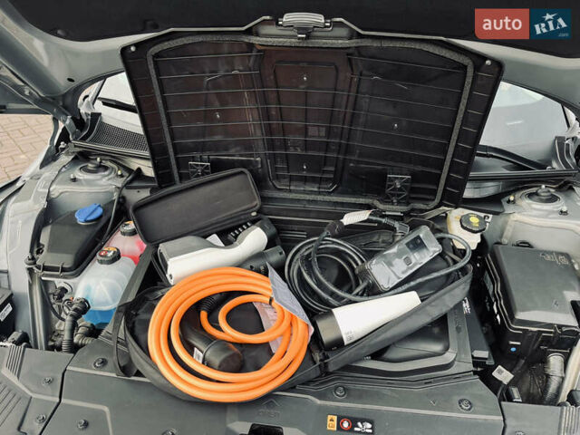 Сірий Хендай Ioniq 5, об'ємом двигуна 0 л та пробігом 28 тис. км за 35999 $, фото 30 на Automoto.ua