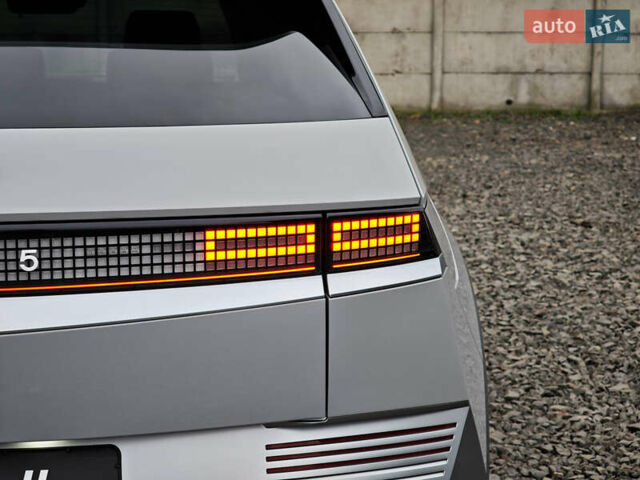 Серый Хендай Ioniq 5, объемом двигателя 0 л и пробегом 61 тыс. км за 29000 $, фото 16 на Automoto.ua