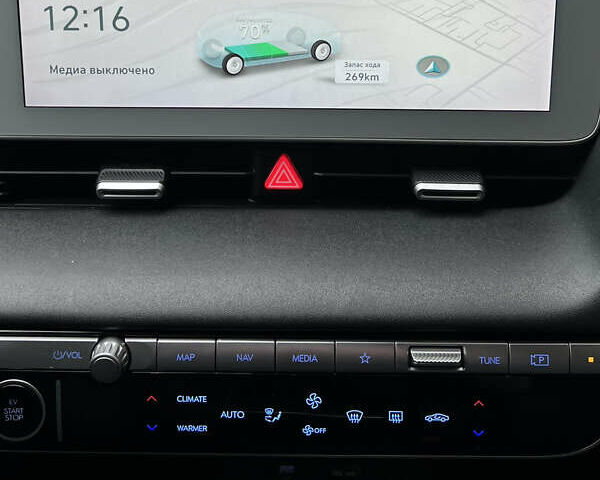 Серый Хендай Ioniq 5, объемом двигателя 0 л и пробегом 163 тыс. км за 22999 $, фото 29 на Automoto.ua