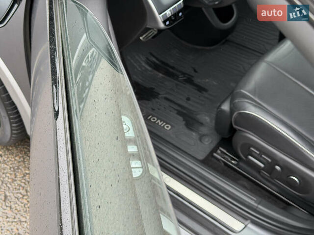 Сірий Хендай Ioniq 5, об'ємом двигуна 0 л та пробігом 65 тис. км за 34999 $, фото 61 на Automoto.ua