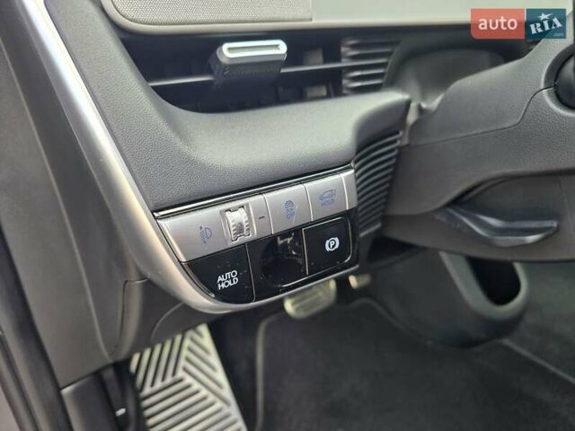 Сірий Хендай Ioniq 5, об'ємом двигуна 0 л та пробігом 40 тис. км за 36399 $, фото 41 на Automoto.ua