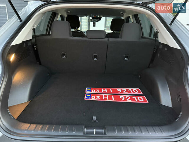 Сірий Хендай Ioniq 5, об'ємом двигуна 0 л та пробігом 66 тис. км за 22900 $, фото 79 на Automoto.ua