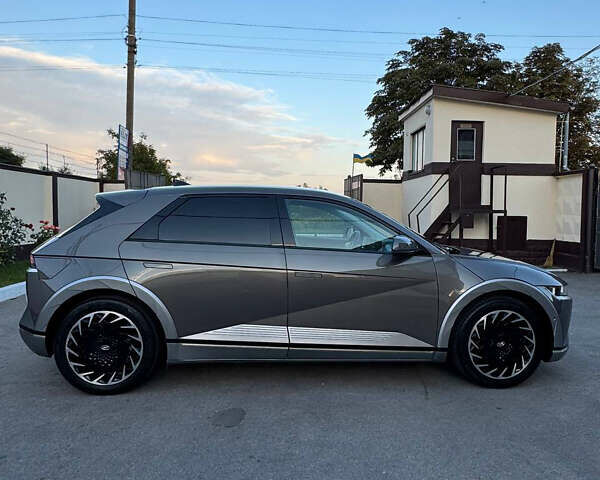 Сірий Хендай Ioniq 5, об'ємом двигуна 0 л та пробігом 108 тис. км за 29200 $, фото 27 на Automoto.ua