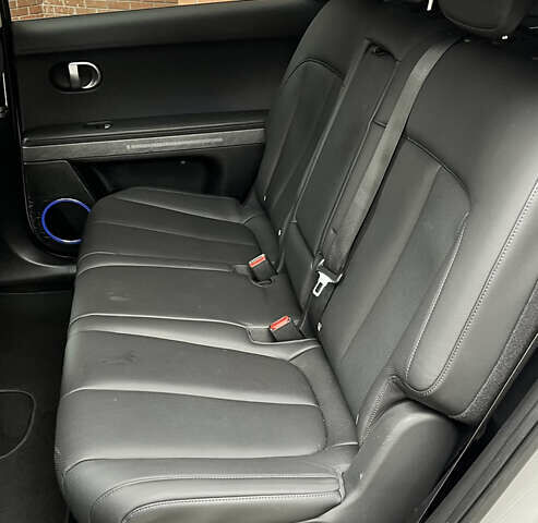 Серый Хендай Ioniq 5, объемом двигателя 0 л и пробегом 163 тыс. км за 22999 $, фото 31 на Automoto.ua