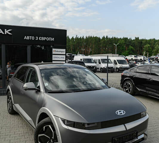 Сірий Хендай Ioniq 5, об'ємом двигуна 0 л та пробігом 50 тис. км за 30599 $, фото 3 на Automoto.ua