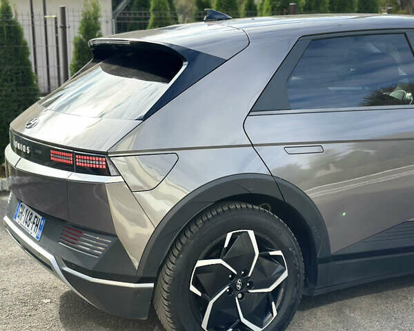 Серый Хендай Ioniq 5, объемом двигателя 0 л и пробегом 185 тыс. км за 23900 $, фото 29 на Automoto.ua