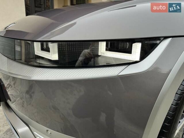 Серый Хендай Ioniq 5, объемом двигателя 0 л и пробегом 55 тыс. км за 24999 $, фото 11 на Automoto.ua
