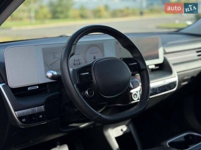 Серый Хендай Ioniq 5, объемом двигателя 0 л и пробегом 90 тыс. км за 23500 $, фото 38 на Automoto.ua