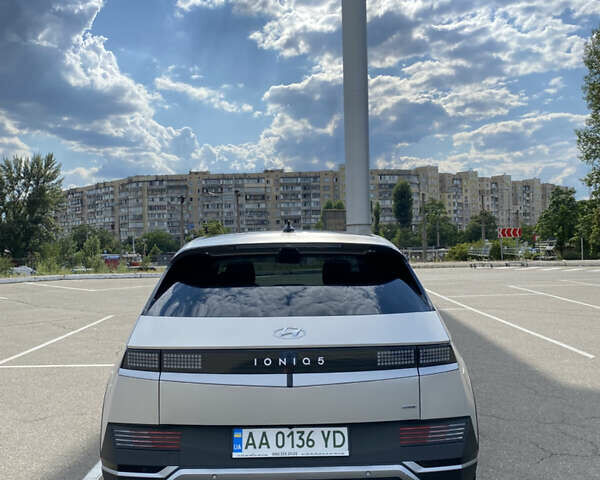 Серый Хендай Ioniq 5, объемом двигателя 0 л и пробегом 28 тыс. км за 27000 $, фото 22 на Automoto.ua