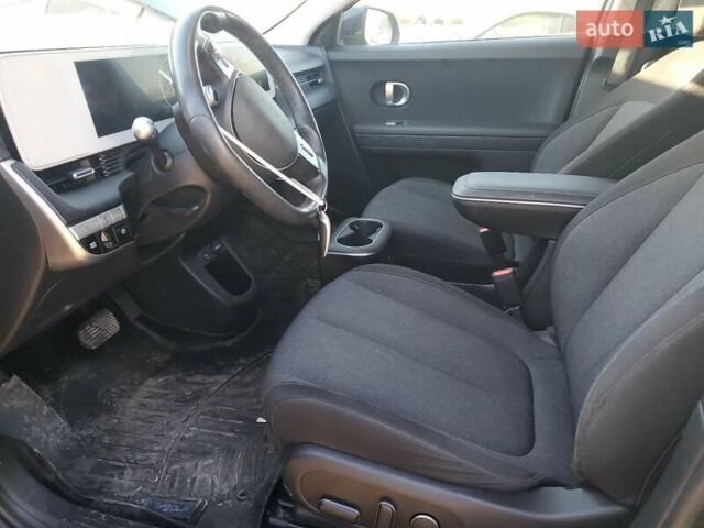 Сірий Хендай Ioniq 5, об'ємом двигуна 0 л та пробігом 55 тис. км за 8400 $, фото 6 на Automoto.ua
