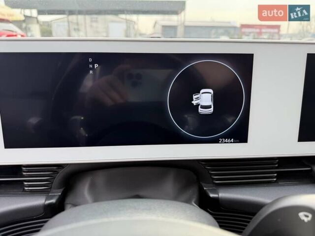 Серый Хендай Ioniq 5, объемом двигателя 0 л и пробегом 24 тыс. км за 41000 $, фото 14 на Automoto.ua