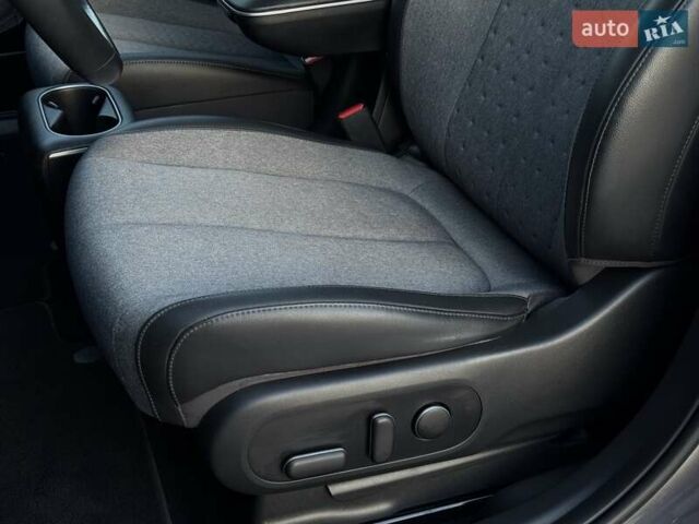 Сірий Хендай Ioniq 5, об'ємом двигуна 0 л та пробігом 120 тис. км за 21500 $, фото 50 на Automoto.ua