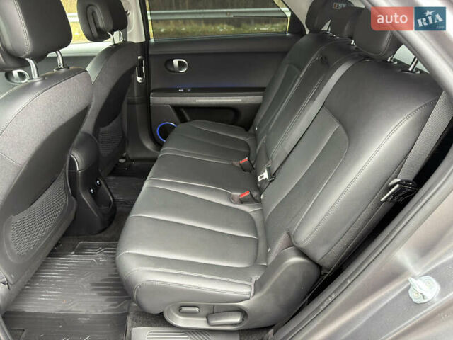 Сірий Хендай Ioniq 5, об'ємом двигуна 0 л та пробігом 65 тис. км за 34999 $, фото 79 на Automoto.ua