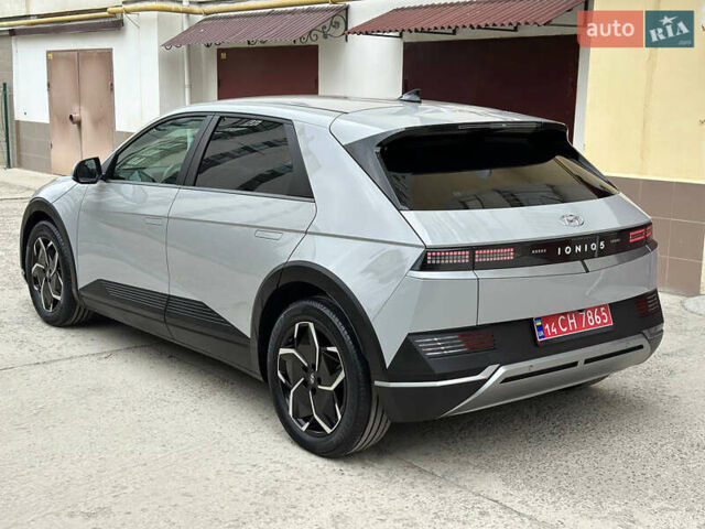 Сірий Хендай Ioniq 5, об'ємом двигуна 0 л та пробігом 151 тис. км за 22700 $, фото 90 на Automoto.ua