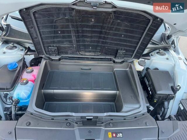 Серый Хендай Ioniq 5, объемом двигателя 0 л и пробегом 92 тыс. км за 24950 $, фото 32 на Automoto.ua