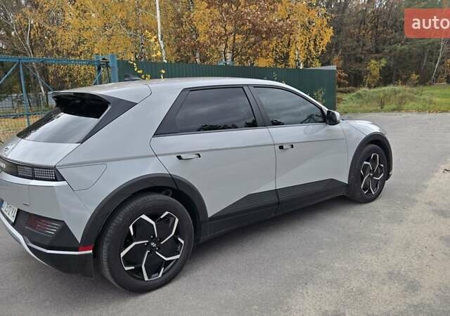 Серый Хендай Ioniq 5, объемом двигателя 0 л и пробегом 43 тыс. км за 24800 $, фото 7 на Automoto.ua
