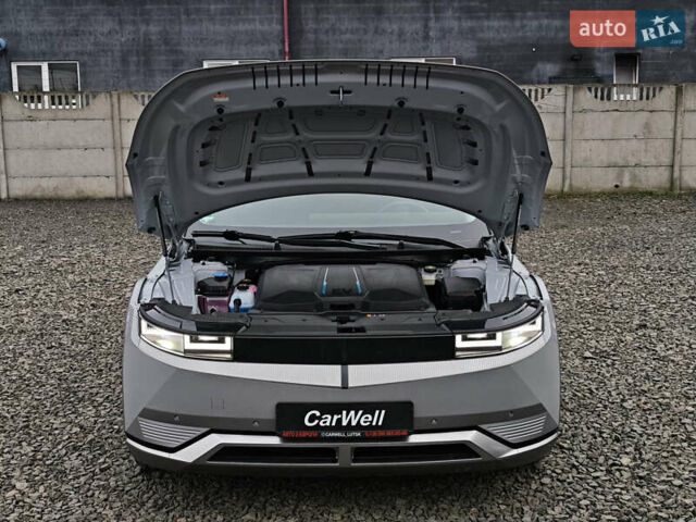 Серый Хендай Ioniq 5, объемом двигателя 0 л и пробегом 61 тыс. км за 29000 $, фото 72 на Automoto.ua