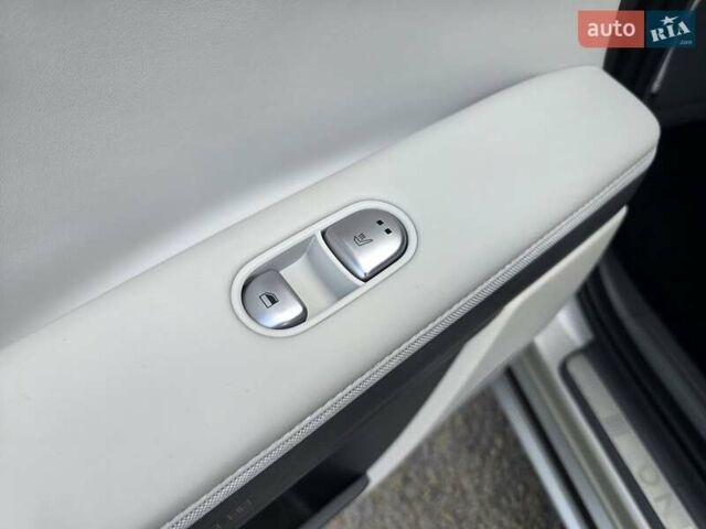Сірий Хендай Ioniq 5, об'ємом двигуна 0 л та пробігом 35 тис. км за 36699 $, фото 40 на Automoto.ua