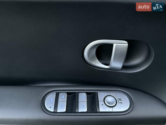 Сірий Хендай Ioniq 5, об'ємом двигуна 0 л та пробігом 66 тис. км за 22900 $, фото 45 на Automoto.ua