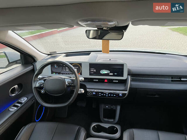 Хендай Ioniq 5 2022 в Дубно на Automoto.ua Серый Хендай Ioniq 5, объемом двигателя 0 л и пробегом 57 тыс. км за 29300 $, фото 26 на Automoto.ua