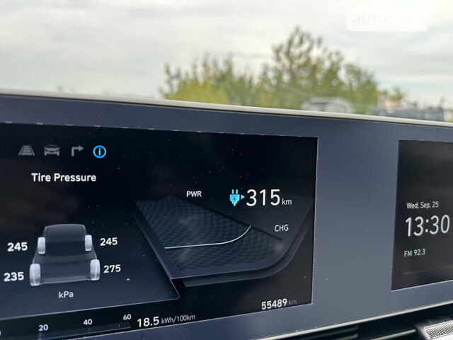 Серый Хендай Ioniq 5, объемом двигателя 0 л и пробегом 55 тыс. км за 29999 $, фото 51 на Automoto.ua