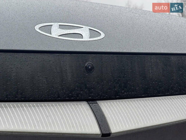 Сірий Хендай Ioniq 5, об'ємом двигуна 0 л та пробігом 65 тис. км за 34999 $, фото 30 на Automoto.ua