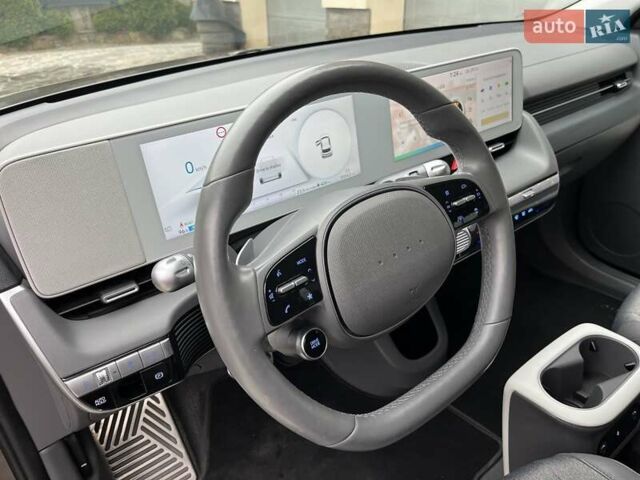 Серый Хендай Ioniq 5, объемом двигателя 0 л и пробегом 55 тыс. км за 24999 $, фото 43 на Automoto.ua
