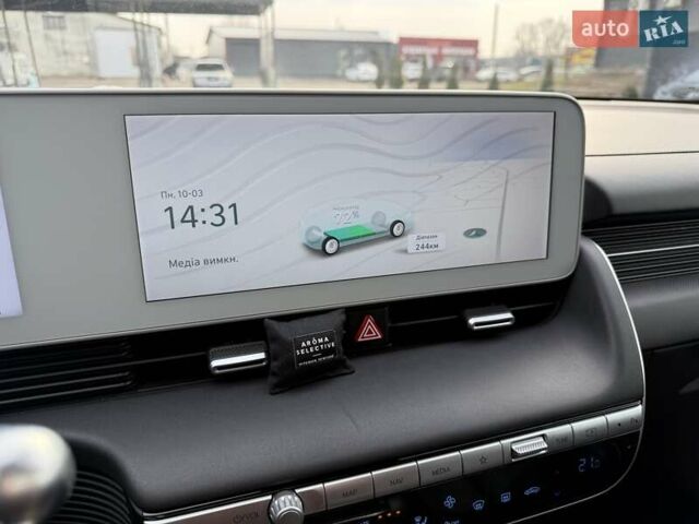 Серый Хендай Ioniq 5, объемом двигателя 0 л и пробегом 24 тыс. км за 41000 $, фото 11 на Automoto.ua