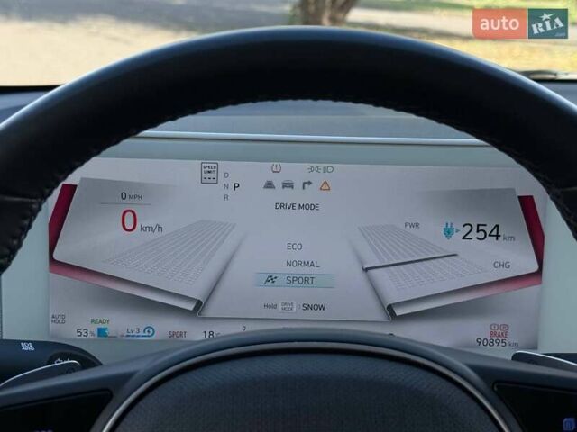 Серый Хендай Ioniq 5, объемом двигателя 0 л и пробегом 90 тыс. км за 23500 $, фото 46 на Automoto.ua