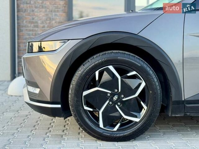 Сірий Хендай Ioniq 5, об'ємом двигуна 0 л та пробігом 120 тис. км за 21500 $, фото 28 на Automoto.ua