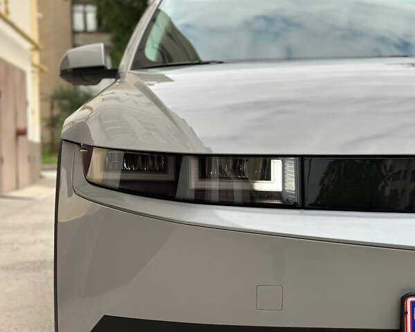 Сірий Хендай Ioniq 5, об'ємом двигуна 0 л та пробігом 151 тис. км за 22700 $, фото 96 на Automoto.ua