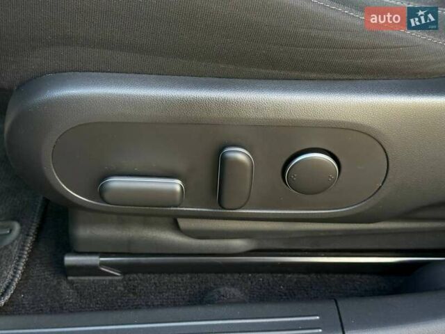 Серый Хендай Ioniq 5, объемом двигателя 0 л и пробегом 90 тыс. км за 23500 $, фото 36 на Automoto.ua