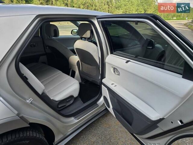 Сірий Хендай Ioniq 5, об'ємом двигуна 0 л та пробігом 35 тис. км за 36699 $, фото 51 на Automoto.ua