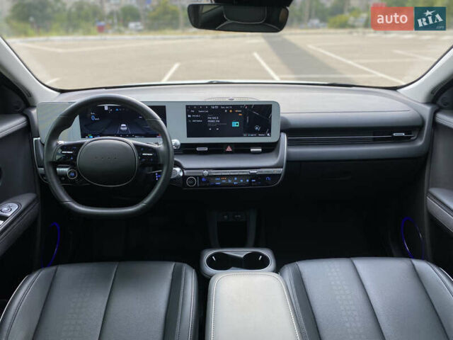 Серый Хендай Ioniq 5, объемом двигателя 0 л и пробегом 28 тыс. км за 27000 $, фото 11 на Automoto.ua