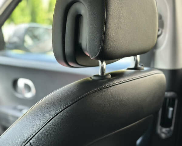 Серый Хендай Ioniq 5, объемом двигателя 0 л и пробегом 185 тыс. км за 23900 $, фото 68 на Automoto.ua