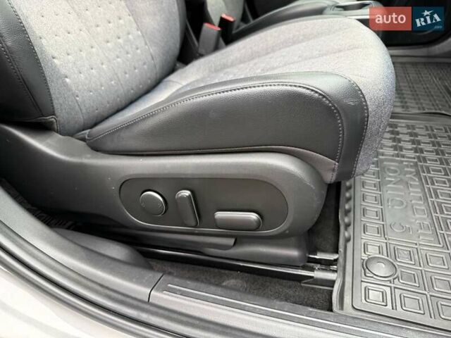 Сірий Хендай Ioniq 5, об'ємом двигуна 0 л та пробігом 43 тис. км за 29500 $, фото 26 на Automoto.ua