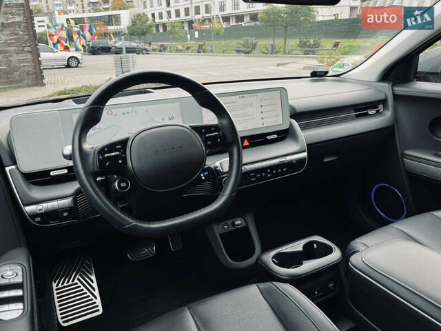 Сірий Хендай Ioniq 5, об'ємом двигуна 0 л та пробігом 28 тис. км за 35999 $, фото 7 на Automoto.ua