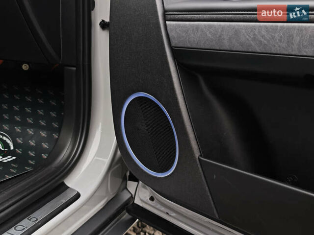 Серый Хендай Ioniq 5, объемом двигателя 0 л и пробегом 61 тыс. км за 29000 $, фото 67 на Automoto.ua