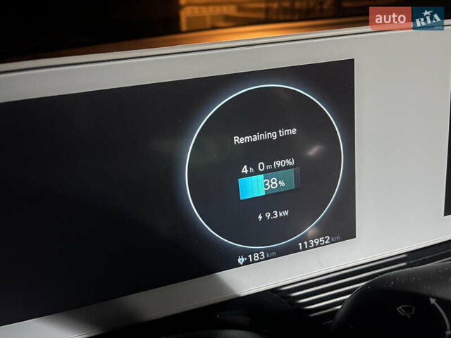 Серый Хендай Ioniq 5, объемом двигателя 0 л и пробегом 113 тыс. км за 23800 $, фото 12 на Automoto.ua