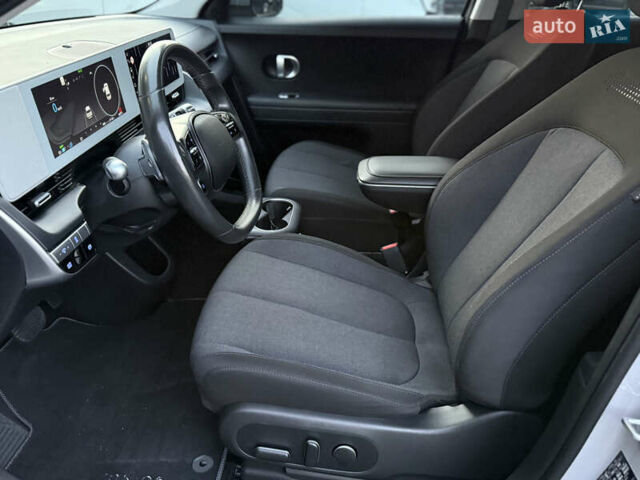 Сірий Хендай Ioniq 5, об'ємом двигуна 0 л та пробігом 66 тис. км за 22900 $, фото 43 на Automoto.ua